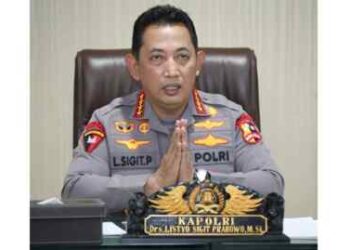 Kapolri Mutasi 2 Jenderal Bintang Dua