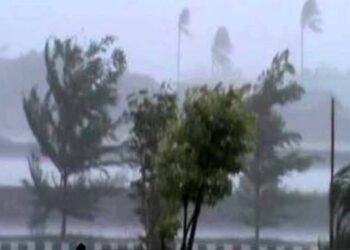 Cuaca Hari Ini: Awas Hujan-Angin Kencang di Aceh-Sumut!