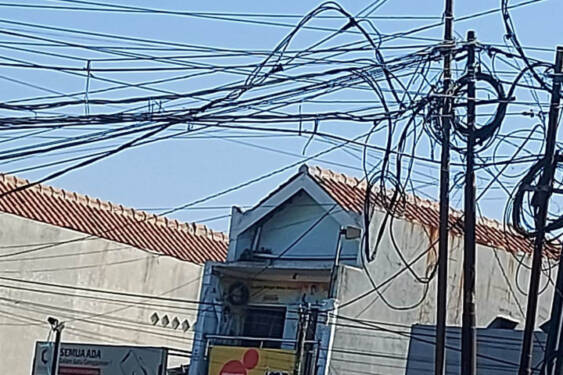 Foto: Ilustrasi kabel semrawut.