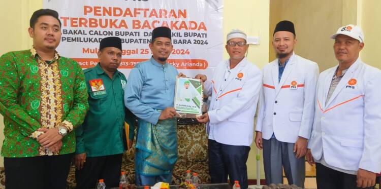 Foto: Mendaftar ke PKS