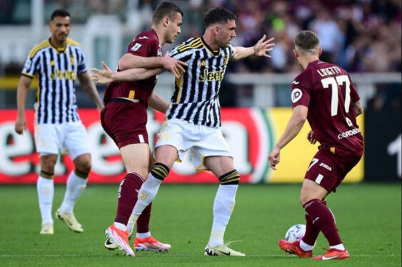 Foto: Derbi Della Mole gagal hasilkan tim pemenang usai imbang tanpa gol.