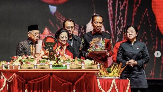 Foto: Jokowi di HUT PDIP