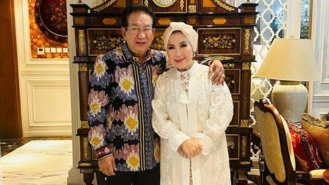 Foto: Fuady ceritakan alasan yakin akhiri masa duda pada usia 77 tahun.