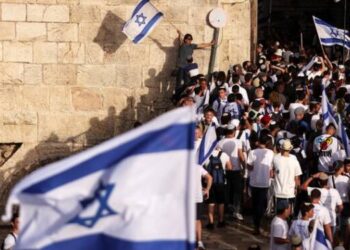 Iran Serang Israel, Bunyi Sirine Meraung-raung