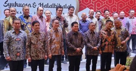 Foto: Puluhan pengusaha beri sumbangan dana Rp23 miliar untuk tim nasional sepak bola Indonesia.