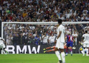 Atasi Barcelona 3-2, Real Madrid Menangi El Clasico