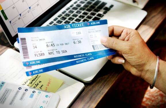 Ilustrasi tiket pesawat.