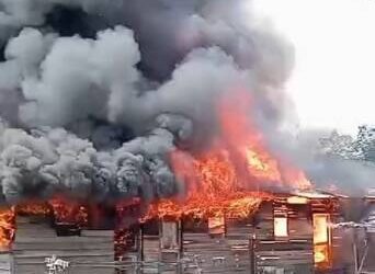 5 Rumah di Belawan Hangus Terbakar
