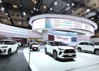 Penjualan Mobil Anjlok!