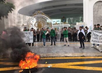 Demo HM Iklab Raya