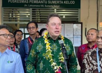 Resmikan Starlink, Elon Musk Tertarik Investasi di Indonesia