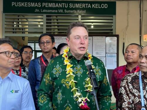 Foto: Elon Musk menyatakan ketertarikannya untuk berinvestasi di Indonesia.