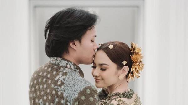 Foto: Rizky Febian dan Mahalini.