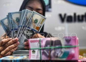 Rupiah Terjungkal, Harga Emas Tergelincir