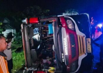Bus Kecelakaan