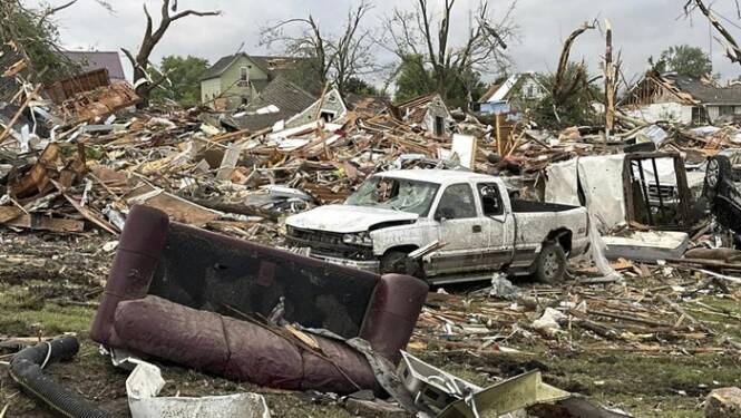 Foto: Dampak badai Tornado yang menghantam AS.