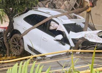 Wanita Pengemudi Porsche Tabrak Kantor Polisi di Medan Dites Urine