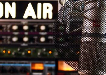 siaran radio