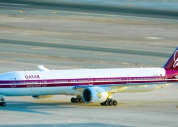 Pesawat Qatar Airways Alami Turbulensi, 12 Penumpang Terluka