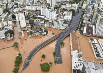 Banjir Berhari-hari, Korban Tewas Capai 100 orang