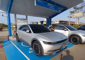Hampir 50 Persen Pembeli Mobil Listrik Ingin Kembali ke Mobil Bensin