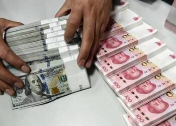 Perdagangan Utama, Rusia Pakai Yuan Gantikan Dolar AS