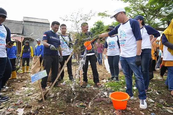 Foto: Aksi Bersih Pantai