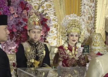 Beby Tsabina Resmi Dinikahi Anggota DPR Rizki Natakusumah