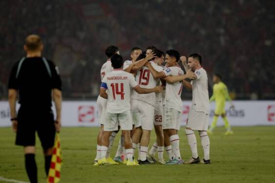 Foto: Selebrasi Timnas Indonesia usai bobol gawang Filipina di GBK, Selasa (11/6) malam.