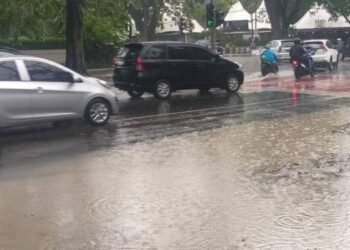 Cuaca Hari Ini: Medan Hujan Lebat, Banda Aceh Cerah Berawan
