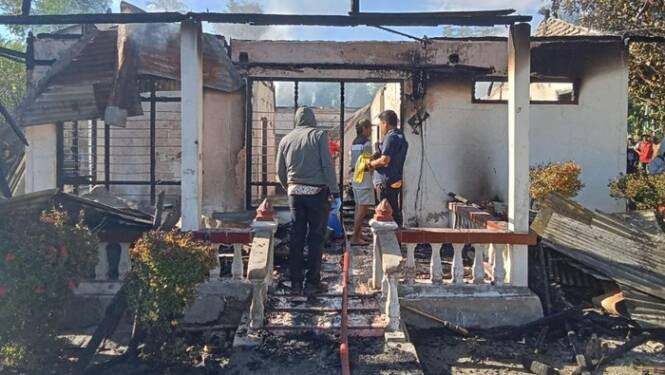 Foto: Kondisi rumah lansia di Sigi yang terbakar.
