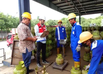 Memastikan takaran isi tabung LPG