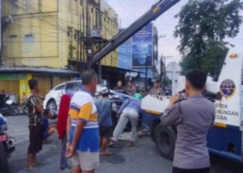 Mobil Kasat Lantas Ditabrak Pengemudi di Medan