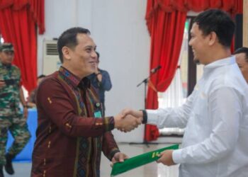 Kadis Kominfo Lantik Pengurus Persatuan Wartawan Pemko Medan