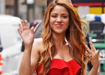 Artis Shakira Raup Rp32,3 Miliar Cuma 5 Menit Manggung
