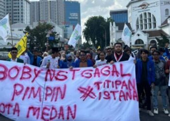 Mahasiswa: Bobby Nasution Gagal di Medan!