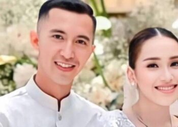 Ayu Ting Ting-Muhammad Fardahana Putus!