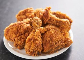 Duh! Doyan Makan Ayam Goreng, Bocah Ini Terkena Gagal Ginjal