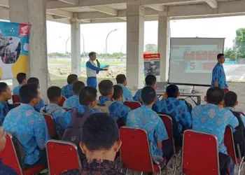 Pelajar SMKS Parulian 3