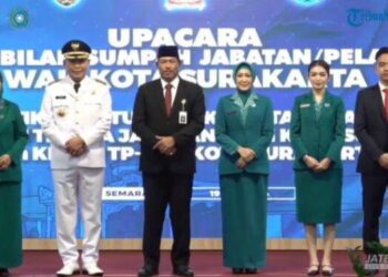 Teguh Prakosa Resmi Gantikan Gibran Sebagai Wali Kota Surakarta