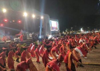 1.020 Penari Mbuah Page di Medan Pecahkan Rekor Muri