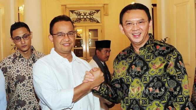 Foto: Anies Baswedan dan Ahok.