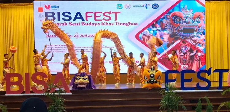 Foto: tarian naga