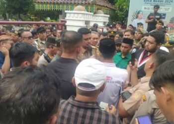 Demo Mahasiswa
