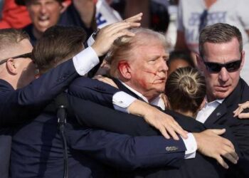 Donald Trump Ditembak