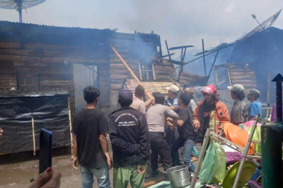 Foto: Kebakaran di Karo