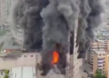 Mal di Zigong Tiongkok Terbakar, 16 Orang Meregang Nyawa