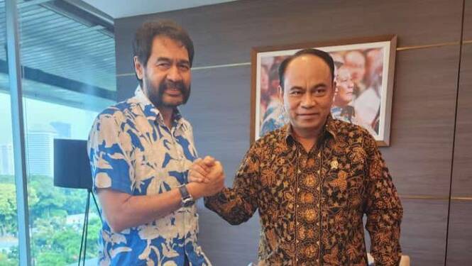 Foto: Ketum Projo Budi Arie Setiadi saat bertemu Ketum Partai Aceh Muzakir Manaf alias Mualem.