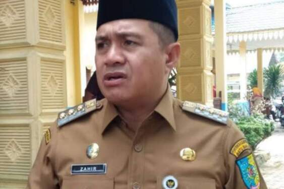 Foto: Mantan Bupati Batu Bara, Zahir.