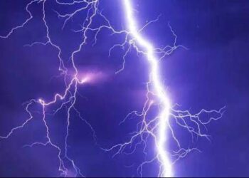 Hujan Deras, 3 ABG di Palas Disambar Petir